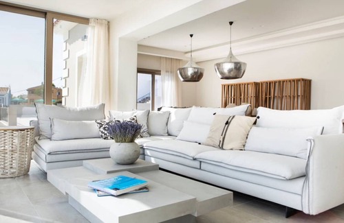 Vlachata Villa | Find yourself between gorgeous vistas at Ethereal Villa