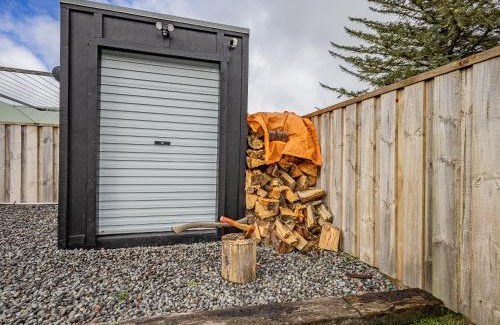 National Park Village House | Findlay Chalet - National Park Holiday Home