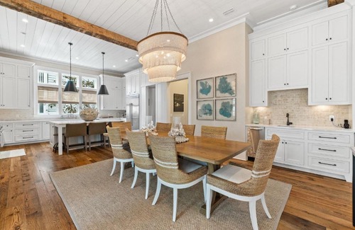 Watercolor House | FINEST HOUSE IN WaterColor - WATER VIEWS - Luxurious with POOL Sleeps 16 - 433 WESTERN LAKE home