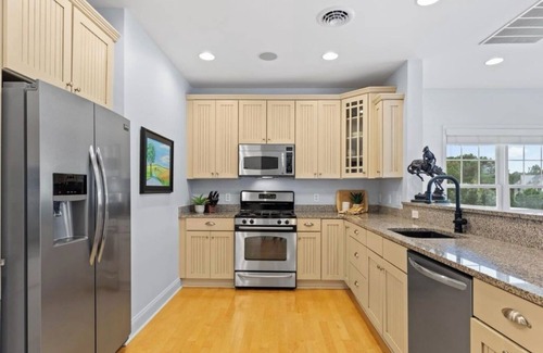 Long Neck Condo | Finest on the Fairway - 3/2 Penthouse in the exclusive Peninsula Community