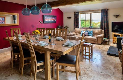 Eglwysbach House | Finest Retreats - Skyview Lodge
