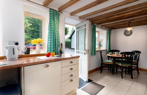 Pantymwyn House | Finest Retreats - The Cottage - Luxury 1 Bed Cottage