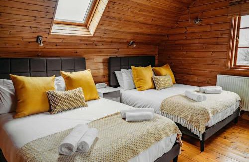 Callington House | Finlodge- Pet-Friendly Scandinavian Cabin