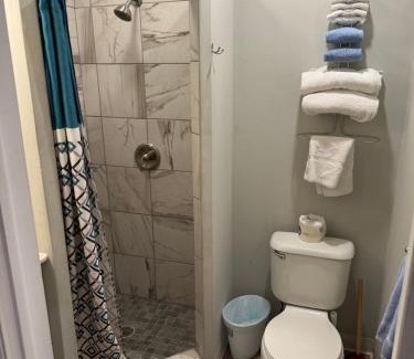 Downs Hotel | Fins and Feathers Lodge