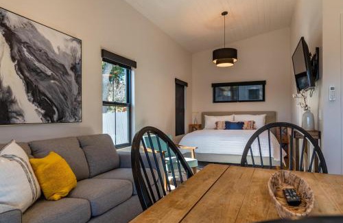 Paso Robles House | Fiorella Sofia-Vine Cottages