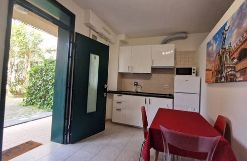 San Donato Apartment | Fiorilli House-Fiera District-Private Parking-Bicycle Storage
