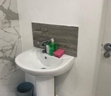 Ainley Top Apartment | Firdaus Loft Haven in Huddersfield