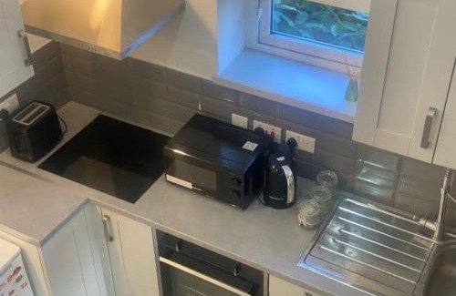 Ainley Top Apartment | Firdaus Loft Haven in Huddersfield