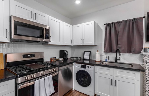 Governmental Mall House | Fire Element Cozy 2bed 1bath in Downtown Phx