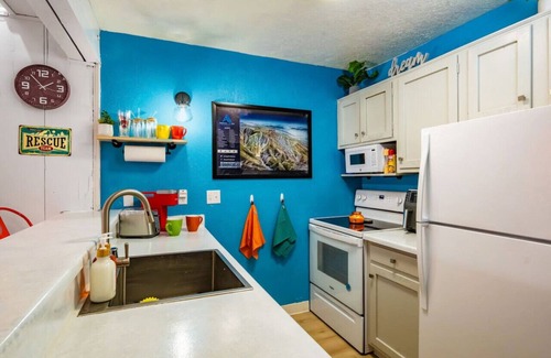 Angel Fire Condo | Fire/EMS/RN/PD+Military Friendly