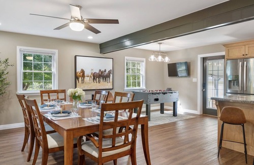 Bardstown House | Fire pit - Yard Games - Foosball - KY Bourbon Trail