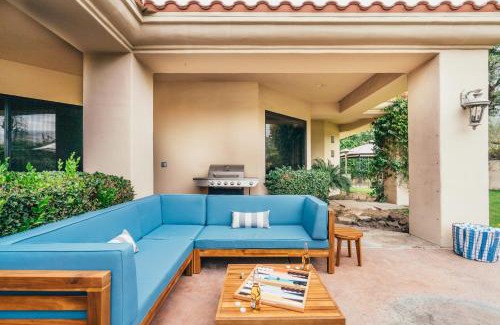 Desert Club Estates House | Firefly by AvantStay Spacious Backyard w Pool Hot Tub