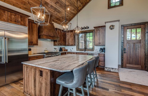 Banner Elk Cabin | Firefly Springs at Eagles Nest - 2024 Luxury with 6 king suites, hot tub, views, pets