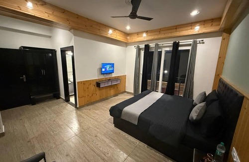 Nainital Hotel | Firgunn Stays