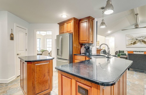 Heber Springs House | Firplace & Deck: Riverfront Heber Springs Home