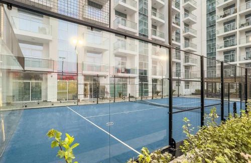 Discovery Gardens Apartment | FIRST CLASS 2BR Chic Getaway Close to Metro