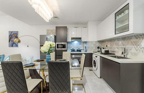 Discovery Gardens Apartment | FIRST CLASS 2BR Chic Getaway Close to Metro