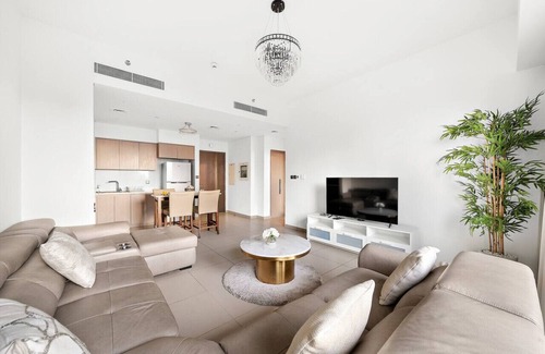 Downtown Dubai Apartment | FIRST CLASS | 2BR | Mesmerizing Views
