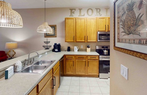 Bahama Bay Condo | First floor condo w/sauna, pools, restaurant, tennis court