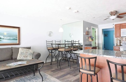 Ogunquit Condo | First level condo in the heart of Oqunquit at a resort style condominium complex