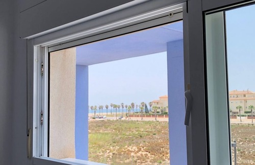 Roquetas de Mar Apartment | FIRST LINE BEACH APARTMENT WITH FANTASTIC SEA VIEWS