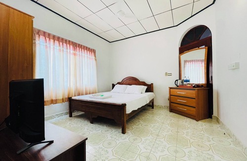 Negombo Hotel | First or Last Night in Sri Lanka? Experience comfort near the Airport & Beach !