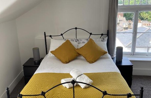 Middle Park and Sutcliffe Apartment | First Rate Apartment