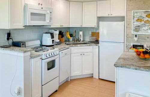 Jacksonville Beach Apartment | First Street South Serenity