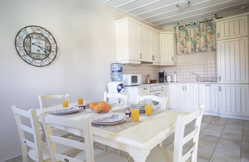 Fiskardo Villa | Fiscardo View Villas - Villa Dentrolivano