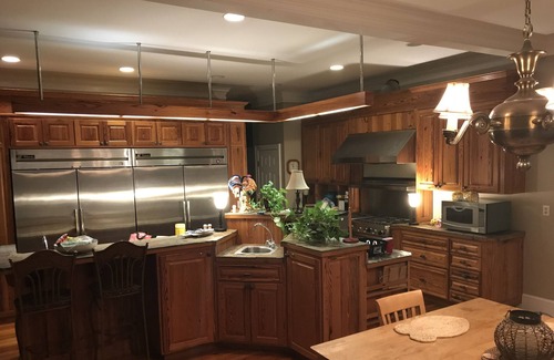 Meridian House | Fish crab off private dock/ hot tub golf cart outdoor kitchen kayaks and more!