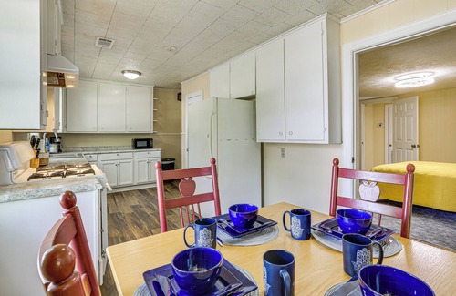 Lakeview Jefferson County Apartment | Fish & Explore: Port Arthur Apt Near Sabine Lake!