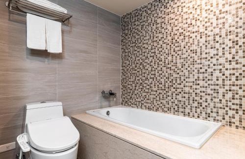 Sinsing District Hotel | Fish Hotel Kaohsiung