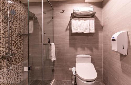 Sinsing District Hotel | Fish Hotel Kaohsiung