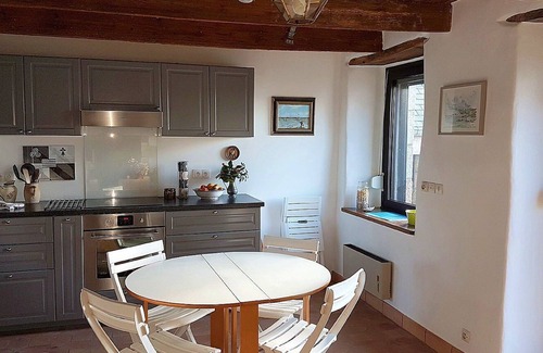 Cote de Granit Rose House | Fisherman's cottage - Sea view - South-facing terrace (3 bedrooms, sleeps 6, 2 bathrooms)