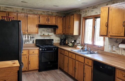 Springville House | Fisherman's Paradise