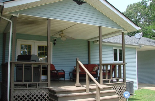 Springville House | Fisherman's Paradise