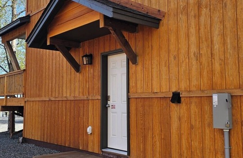 Kenai Apartment | Fisherman's Quarters