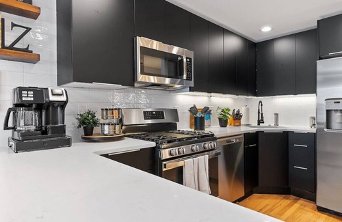 Southwest Center City Apartment | Fitler Square GEM - 3 Bedrooms!