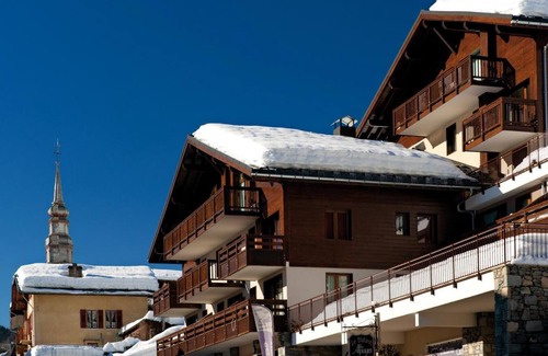 Hauteluce Apartment | Fitness, swimming pool, terrace, balcony, tv, 55m², Les Saisies