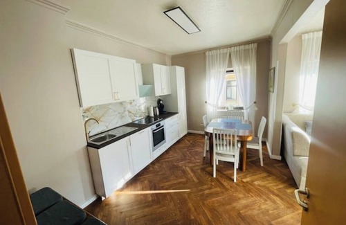 Idar-Oberstein House | Fitter's room accommodation in the center