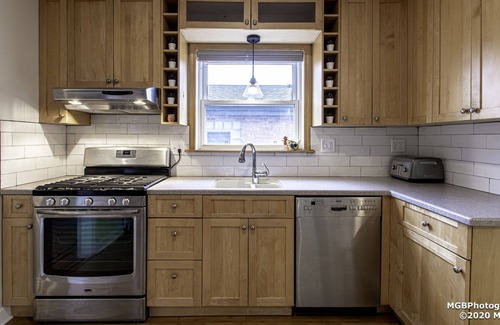 Mayfair House | Five bedroom, two bath single family home with plenty of living and dining space