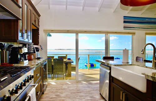 George Town House | FIVE STAR BEACH FRONT HOME- LOCATION LOCATION LOCATION