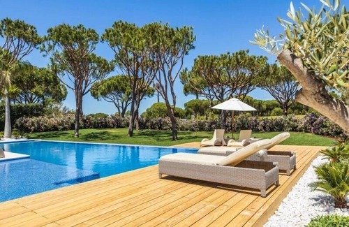 Almancil Villa | FIVE STAR DELUXE 5 BEDROOM VILLA. BUILT TO THE HIGHEST SPECIFICATIONS IN QUINTA DO LAGO ES82 - Almancil, Algarve