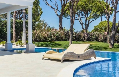 Almancil Villa | FIVE STAR DELUXE 5 BEDROOM VILLA. BUILT TO THE HIGHEST SPECIFICATIONS IN QUINTA DO LAGO ES82 - Almancil, Algarve