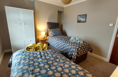 Westleigh Apartment | Five Sunnyside - Self Catering Holiday Cottage - Bideford, North Devon