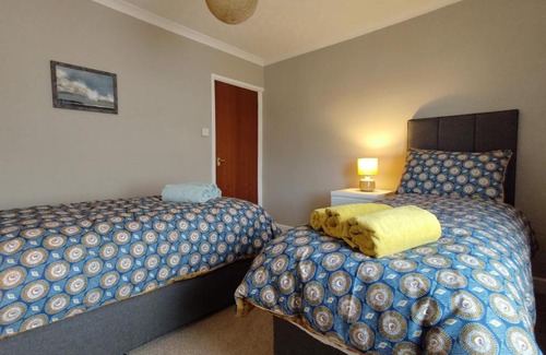 Westleigh Apartment | Five Sunnyside - Self Catering Holiday Cottage - Bideford, North Devon