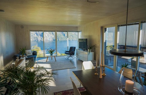 Møre og Romsdal Apartment | Fjord View Apartment