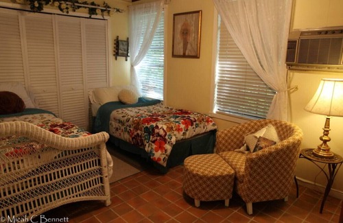 Key Largo Apartment | FL Bay House sleeps 4 (to 6) Sunset/Kayak/Lagoon