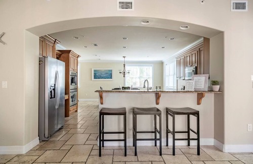 Belleair Shore House | FL Luxury Beach House - steps to the beach