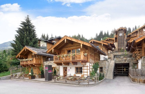 Flachau Ski Chalet | Flachau chalet with a sauna